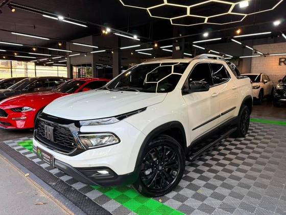 FIAT TORO 1.3 TURBO 270 FLEX VOLCANO AT6 FIAT TORO 1.3 TURBO 270 FLEX VOLCANO AT6